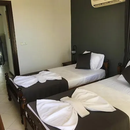 Daisy Oludeniz - 7 Bedroom - 14 People