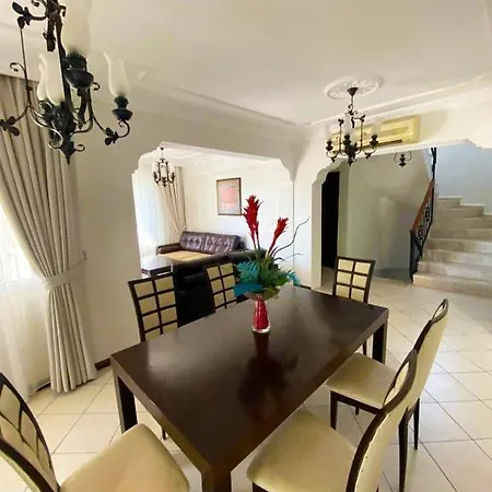 Daisy Oludeniz - 7 Bedroom - 14 People Villa *