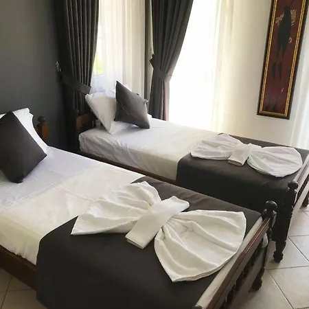 Daisy Oludeniz - 7 Bedroom - 14 People Villa